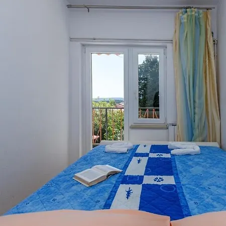 Apartment Tina