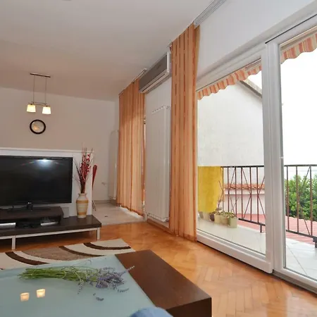 Tina Apartment Krk Town